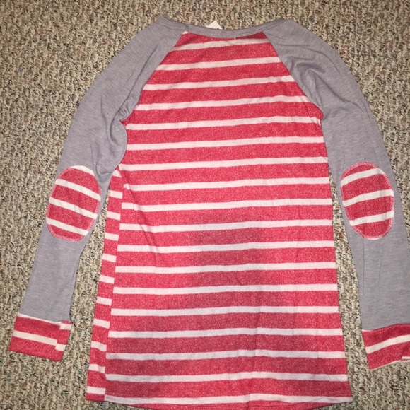NWT //SUPER SOFT// Red stripped long sleeved shirt - Picture 2 of 3